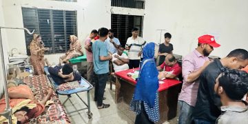 কুয়াকাটায় জায়গা জমির বিরোধে দুই পক্ষের সংঘর্ষে মহিলাসহ আহত ১০।