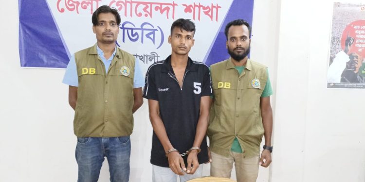 পটুয়াখালীতে দুই কেজি গাঁজা সহ মাদক কারবারী আটক।