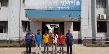 অটোরিকশা চোর চক্রের ৪ সদস্য আটক