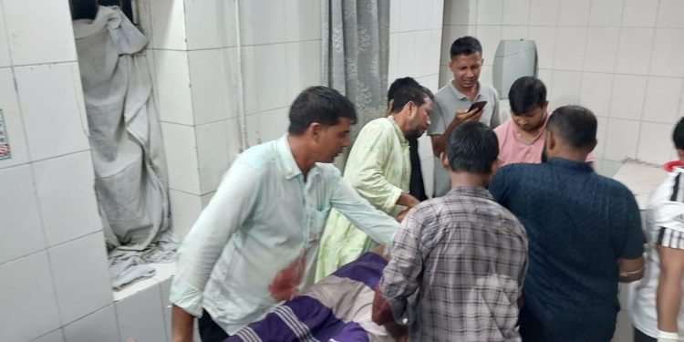 বাউফলে আধিপত্য বিস্তারকে কেন্দ্র করে বিএনপির দুই গ্রুপের সংঘর্ষ, আহত-৩