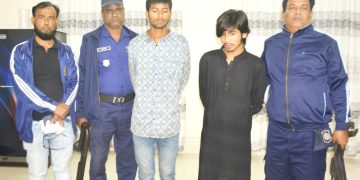 পবিপ্রবিতে মাদক সরবরাহের সময় ৩ বহিরাগত আটক