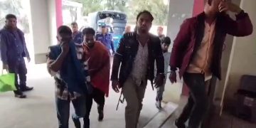 পটুয়াখালীতে আন্ত:জেলা ডাকাত দলের ৬ সদস্য আটক।