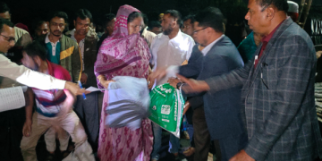 পটুয়াখালী পৌরসভার উদ্যোগে অগ্নিকান্ডে ক্ষতিগ্রস্থদের সহায়তা প্রদান।