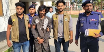 টিকটকের কথা বলে অটো রিকশা ছিনতাই করতে অটোরিকশা চালককে হত্যা; দুই খুনী গ্রেফতার