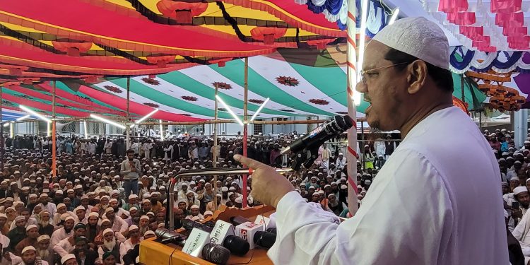 ইসলামি আন্দোলনকে ৩০০ আসনে প্রার্থী দেয়ার তৌফিক আল্লাহ দান করেছেন: চরমোনাই পীর