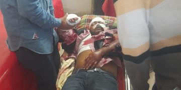 কুয়াকাটায় বাংলাভিশন সাংবাদিক মিরনকে এলোপাথাড়ি কুপিয়েছে জখম করেছে সন্ত্রাসীরা।।