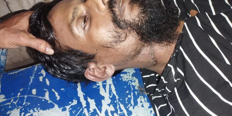 কলাপাড়ায় এক ইজিবাইক চালকের মরদেহ উদ্ধার।